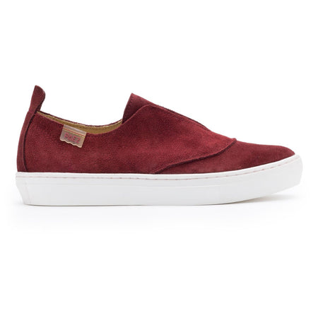 SLIP ON BEIGE STUDS