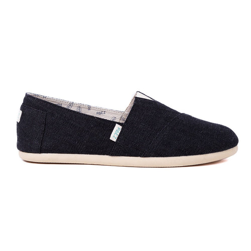 CLASSIC BLACK