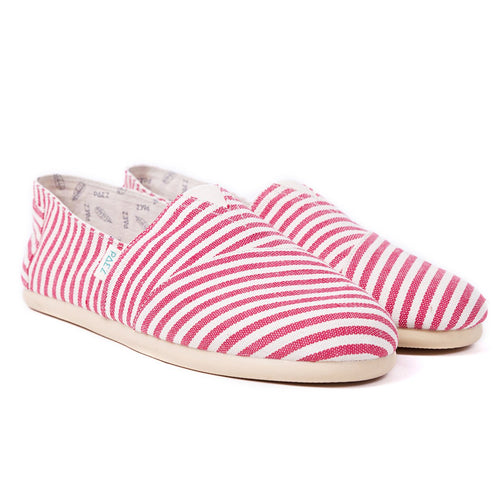 CLASSIC RED STRIPES