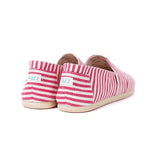CLASSIC RED STRIPES