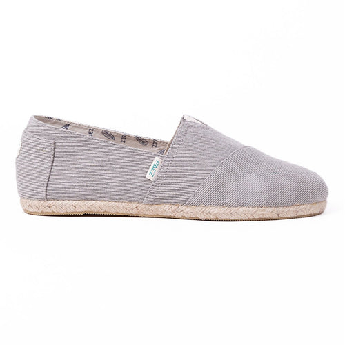 ESSENTIALS GREY