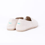ESSENTIALS BEIGE