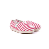 CLASSIC RED STRIPES