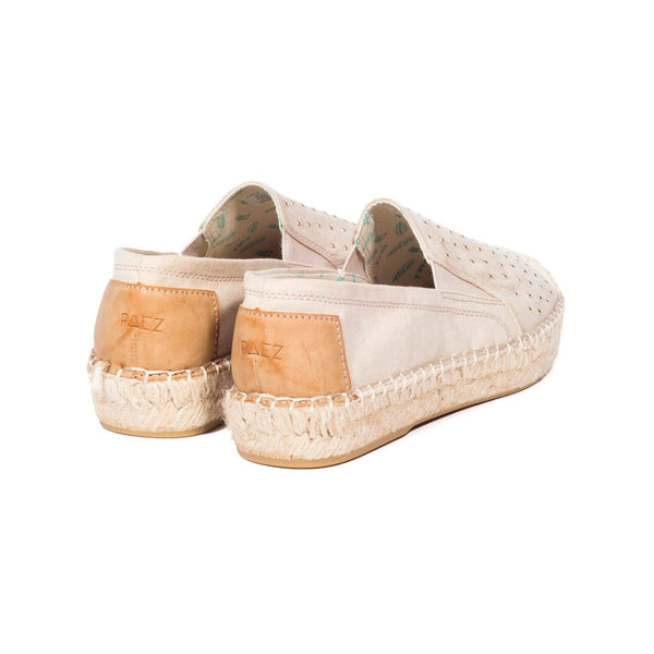 SLIP ON BEIGE STUDS