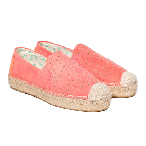 SLIP ON PINK STUDS